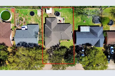 4201 Tumbleweed Lane, Baytown, TX 77521 - Photo 3