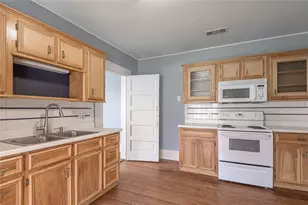 254 Railroad St, Trinity, TX 75862 - Photo 11