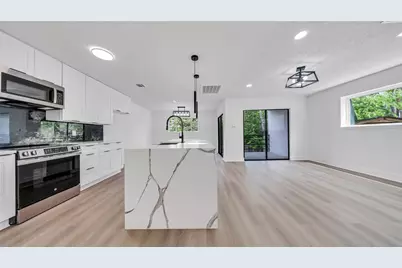 3510 Bellaire Boulevard, Houston, TX 77025 - Photo 7