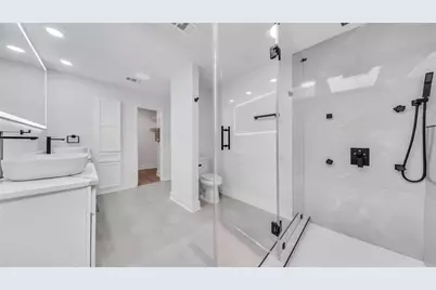 3510 Bellaire Boulevard, Houston, TX 77025 - Photo 17