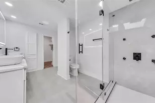3510 Bellaire Blvd, Houston, TX 77025 - Photo 17