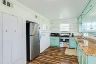 915 Caisson St, Surfside Beach, TX 77541 - Photo 15