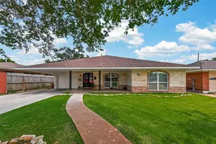 706 Heron Ln, Pasadena, TX 77502 - Photo 1