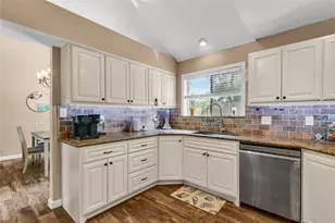 1006 Autumn Ct, League City, TX 77573 - Photo 17