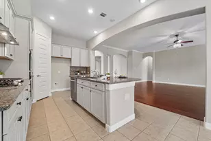 2205 Briarstone Bluff Crossing, Pearland, TX 77089 - Photo 13