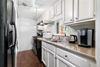 3605 Tanglewilde Street #3605, Houston, TX 77063 - Photo 11