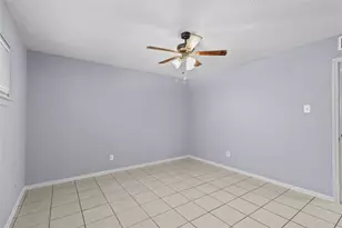 1016 Tri Oaks Ln, Houston, TX 77043 - Photo 7