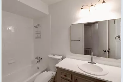 11550 Chimney Rock Road #205, Houston, TX 77035 - Photo 15