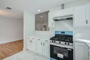 24127 Spring Towne Dr, Spring, TX 77373 - Photo 9