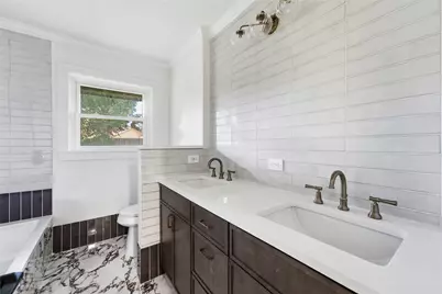 4709 Nina Lee Lane, Houston, TX 77092 - Photo 17