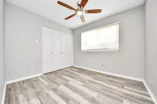 3402 Hidden Creek Dr, Sugar Land, TX 77479 - Photo 17