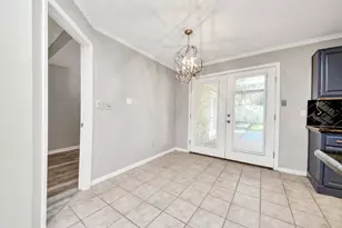 3402 Hidden Creek Dr, Sugar Land, TX 77479 - Photo 7