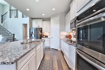2810 Bluesage Bluff Drive, Richmond, TX 77406 - Photo 17