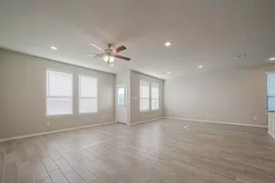 702 Cobalt Crest Ln, Houston, TX 77336 - Photo 11