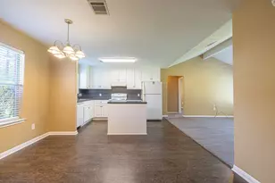 16381 Many Trees Ln, Conroe, TX 77302 - Photo 5