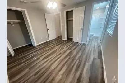 1300 N Live Oak Street #10, Rockport, TX 78382 - Photo 9