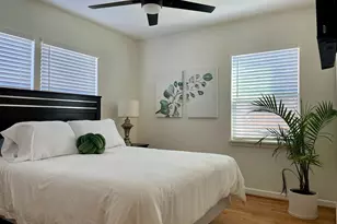 4814 Holloway Dr, Houston, TX 77048 - Photo 5