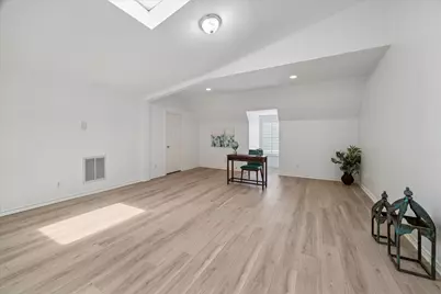 1917 Woodbury Street, Houston, TX 77030 - Photo 23