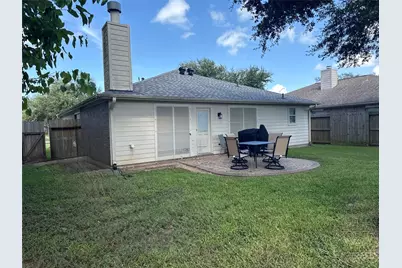 5427 Chase Wood Drive, Bacliff, TX 77518 - Photo 15