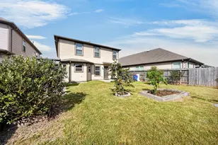 2627 White Bluff Ln, Houston, TX 77038 - Photo 31