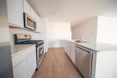 9126 Harvest Steel Drive, Baytown, TX 77521 - Photo 5