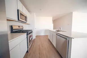 9126 Harvest Steel Dr, Baytown, TX 77521 - Photo 5