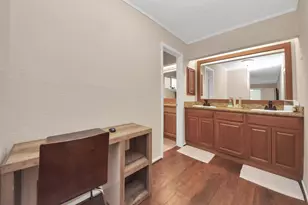 10007 Loch Dane Dr, Houston, TX 77070 - Photo 17