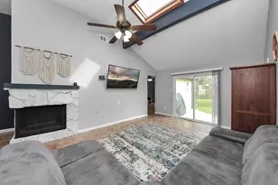 10007 Loch Dane Dr, Houston, TX 77070 - Photo 7