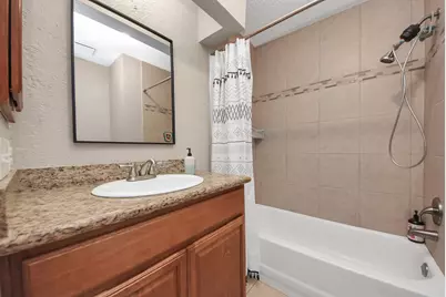 10007 Loch Dane Drive, Houston, TX 77070 - Photo 19