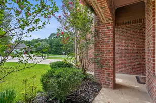 2308 Siegen Dr, Conroe, TX 77304 - Photo 9
