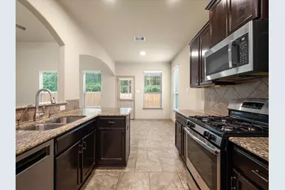 2308 Siegen Drive, Conroe, TX 77304 - Photo 5