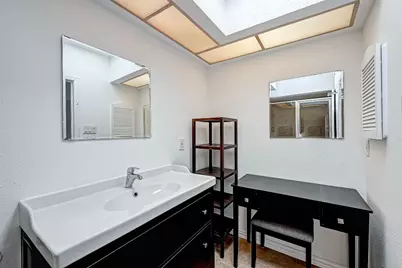 2232 S Piney Point Road #103, Houston, TX 77063 - Photo 27