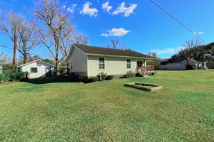 975 S Ann St, Sour Lake, TX 77659 - Photo 43