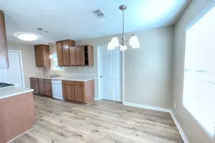 975 S Ann St, Sour Lake, TX 77659 - Photo 17