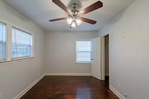 4306 Groton Dr, Houston, TX 77047 - Photo 9