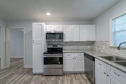 4306 Groton Drive, Houston, TX 77047 - Photo 7