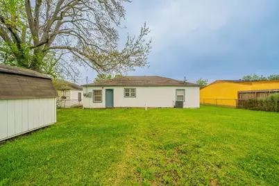 4306 Groton Drive, Houston, TX 77047 - Photo 17