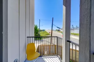 1803 Brooks St, Houston, TX 77026 - Photo 17