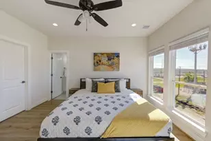 1803 Brooks St, Houston, TX 77026 - Photo 11