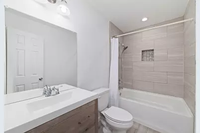7915 Quail Meadow Drive, Houston, TX 77071 - Photo 27