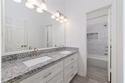 7915 Quail Meadow Drive, Houston, TX 77071 - Photo 25