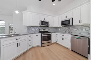 7915 Quail Meadow Dr, Houston, TX 77071 - Photo 7