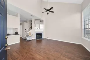 8888 Benning Dr, Houston, TX 77031 - Photo 5