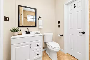 8888 Benning Dr, Houston, TX 77031 - Photo 29