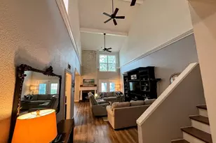 400 Echo Ln, Livingston, TX 77351 - Photo 3