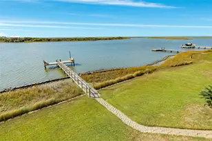 2724 11 Mile Rd, Galveston, TX 77554 - Photo 39