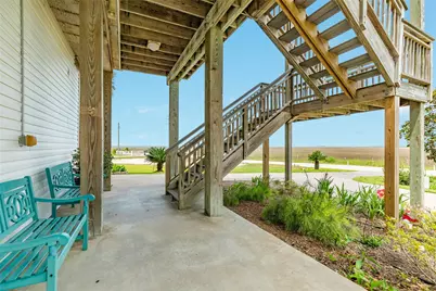 2724 11 Mile Road, Galveston, TX 77554 - Photo 33