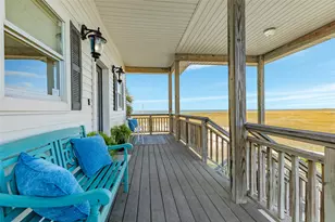 2724 11 Mile Rd, Galveston, TX 77554 - Photo 5