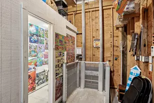 961 Hamilton Dr, Crystal Beach, TX 77650 - Photo 29