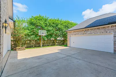 11926 Hallowed Stream Lane, Cypress, TX 77433 - Photo 11
